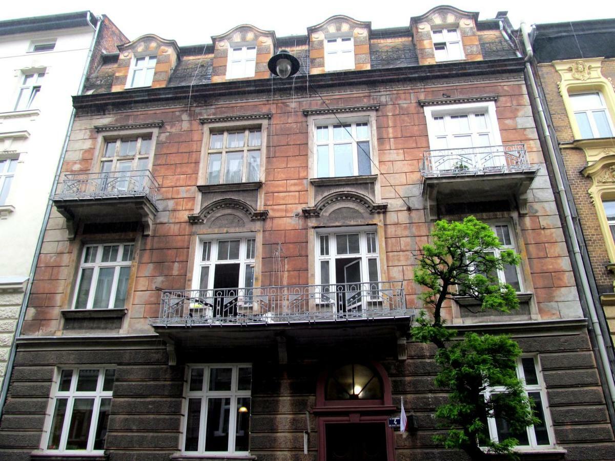 Eat&Sleep Apartments Krakau Buitenkant foto